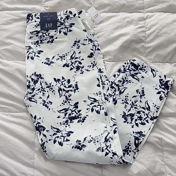 GAP Floral Ankle Pants - White and Blue - Picture 3 of 3